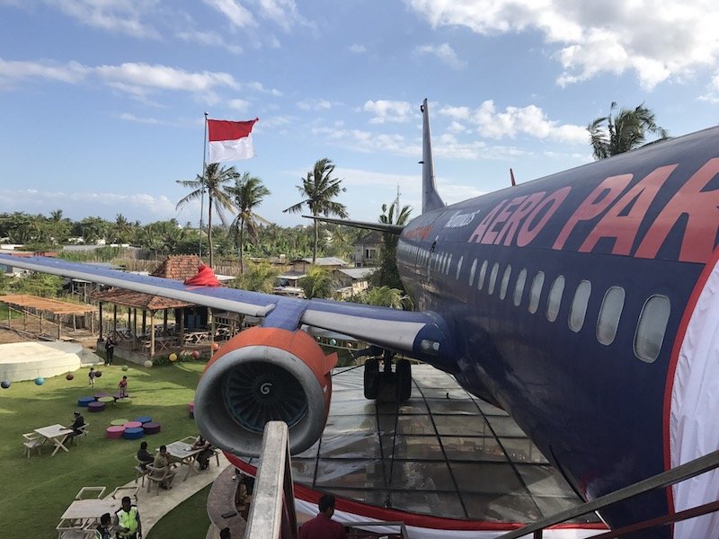 KERAMAS AERO PARK PLANE RESTAURANT - ULTIMATE GUIDE