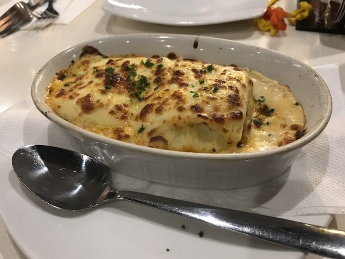 ULTIMATE GUIDE TO PIZZA HUT BALI FOR FAMILIES