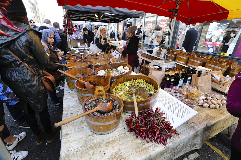 image - portobello road market olives by bryan flickr