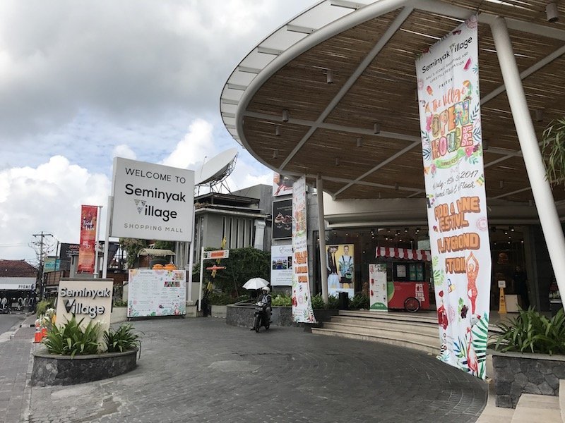 image - seminyak village shopping mall exterior