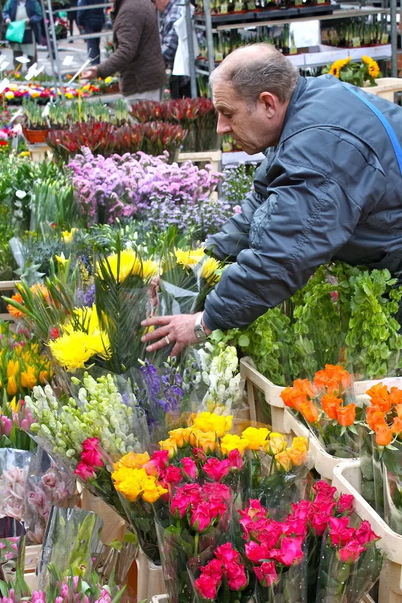 image - spitalfields markets flowers by kyle taylor 