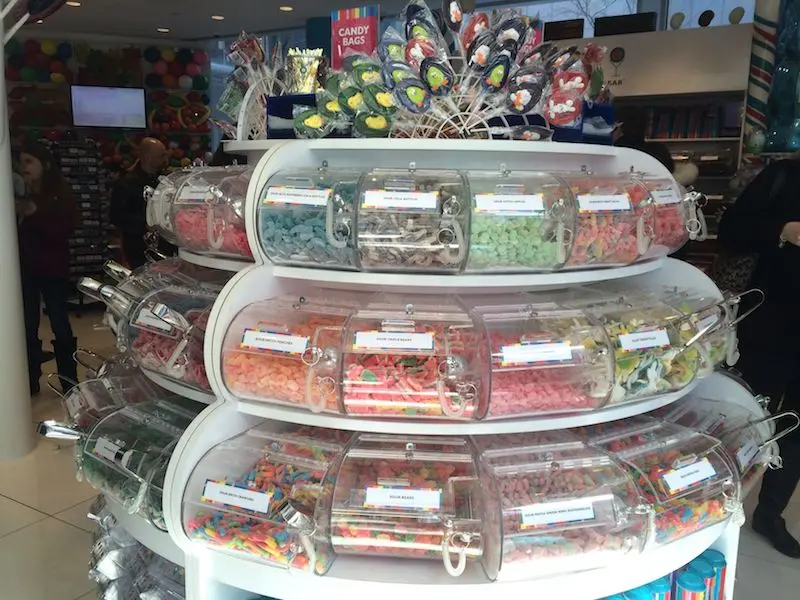 image - Dylan's Candy Store New York pick and mix 2