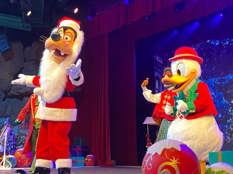 image - disney paris christmas show