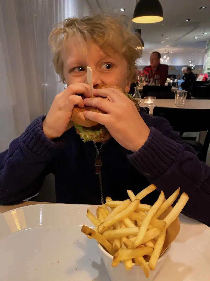 image - jack burger and chips at ikea hotel restaurant