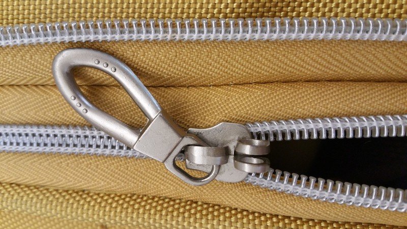 image - suitcase zipper
