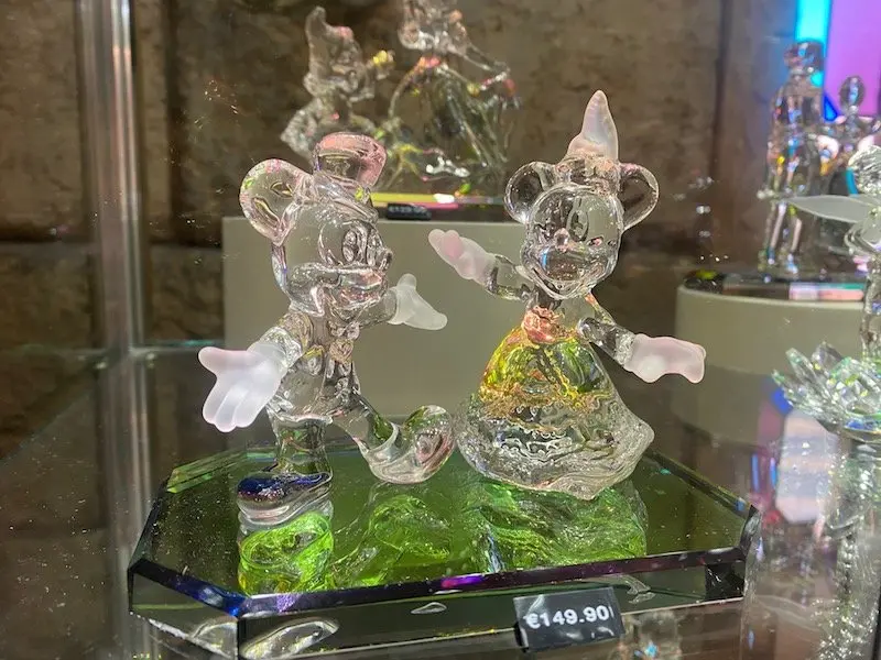 image - MERLIN L'ENCHANTEUR disneyland mickey glass statues