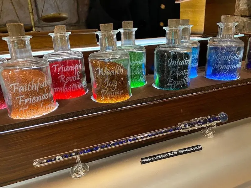 image - MERLIN L'ENCHANTEUR disneyland paris crystal gems magic wands 2