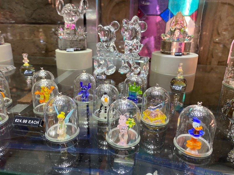 image - MERLIN L'ENCHANTEUR disneyland paris glass characters