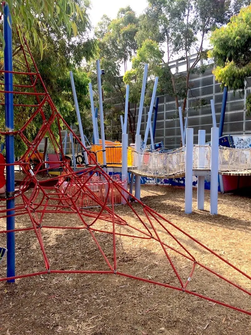 image - birrarung marr playground climbing pyramid 800