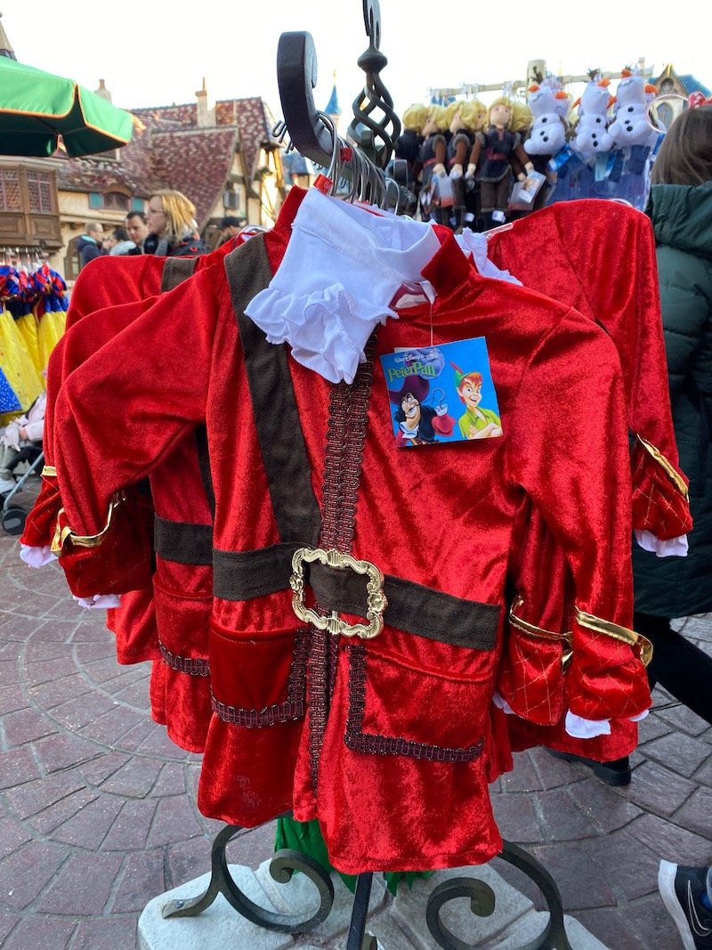 image - captain hook dress up costume disneyland paris