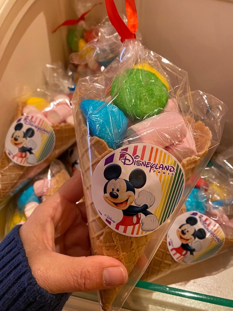 image - disneyland paris marshmallow cones