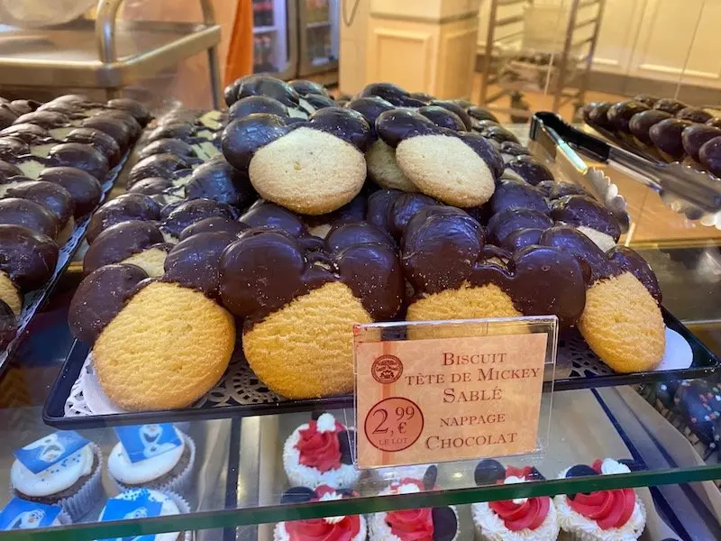 image - disneyland paris mickey biscuit