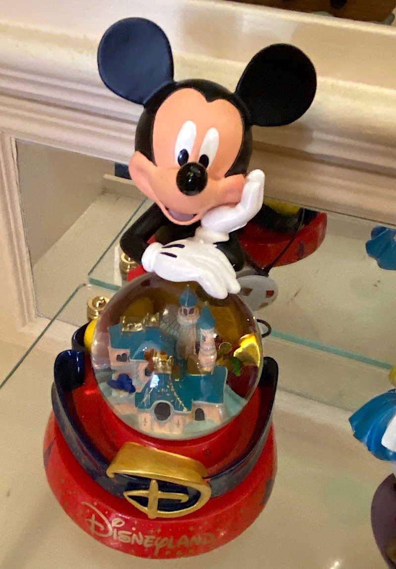 image - disney mickey mouse snowglobes