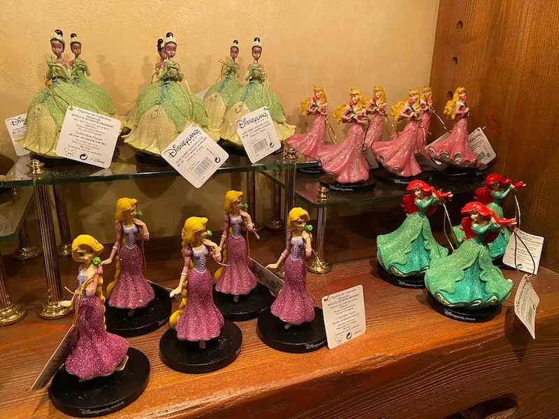 image - disney princess statues