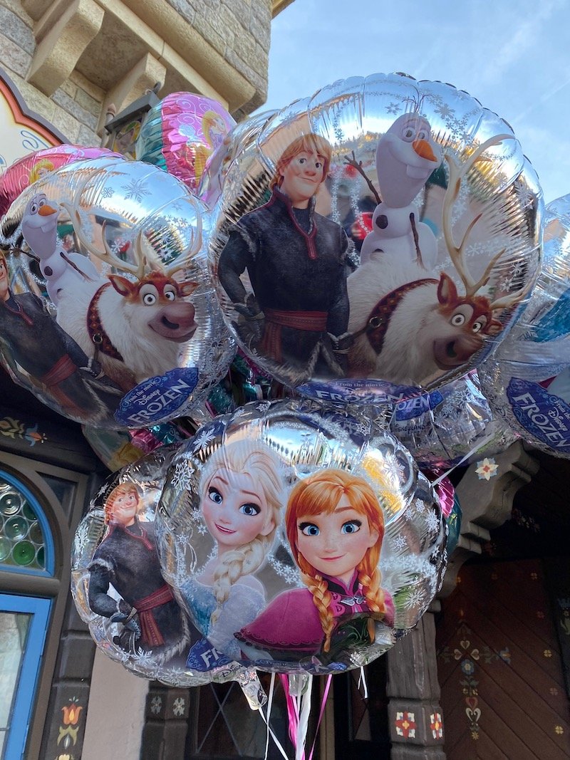 image - disneyland paris balloons