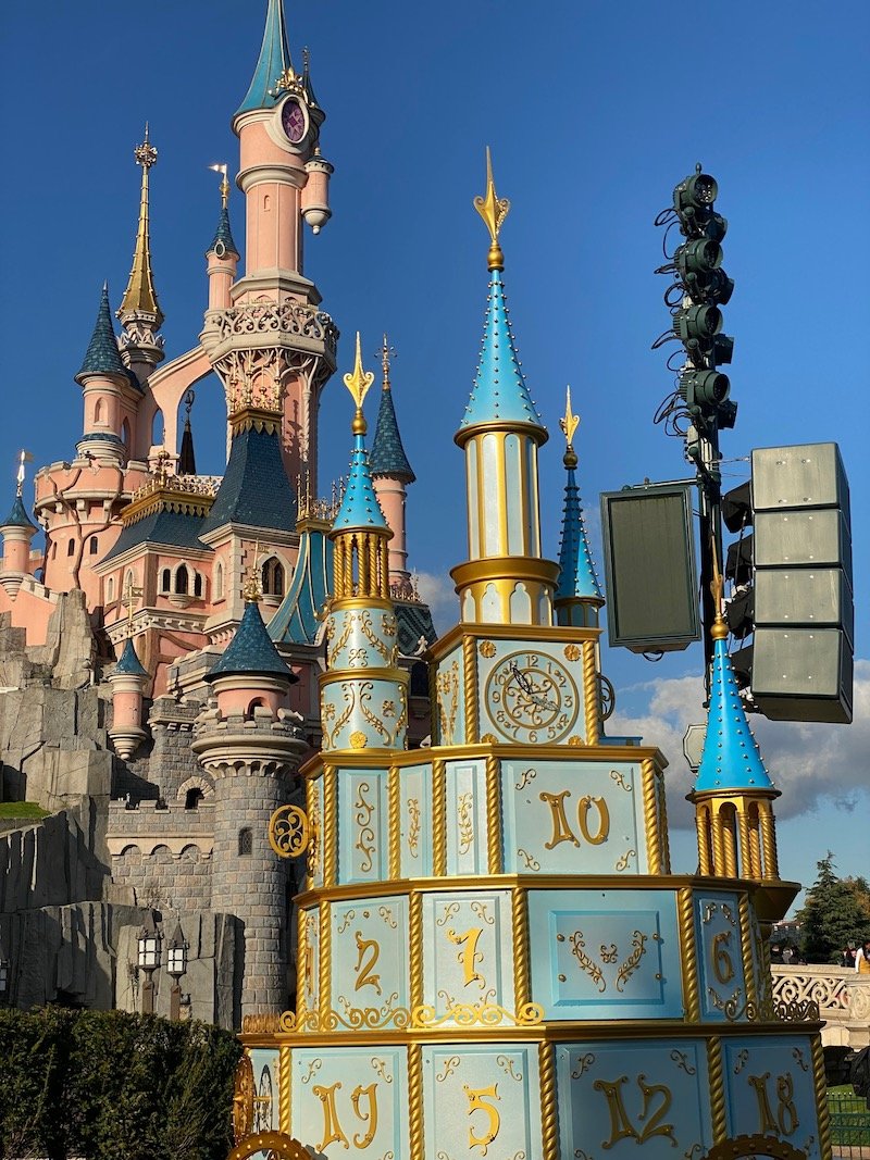 DISNEYLAND PARIS CHRISTMAS TIME ALL YOU NEED TO KNOW