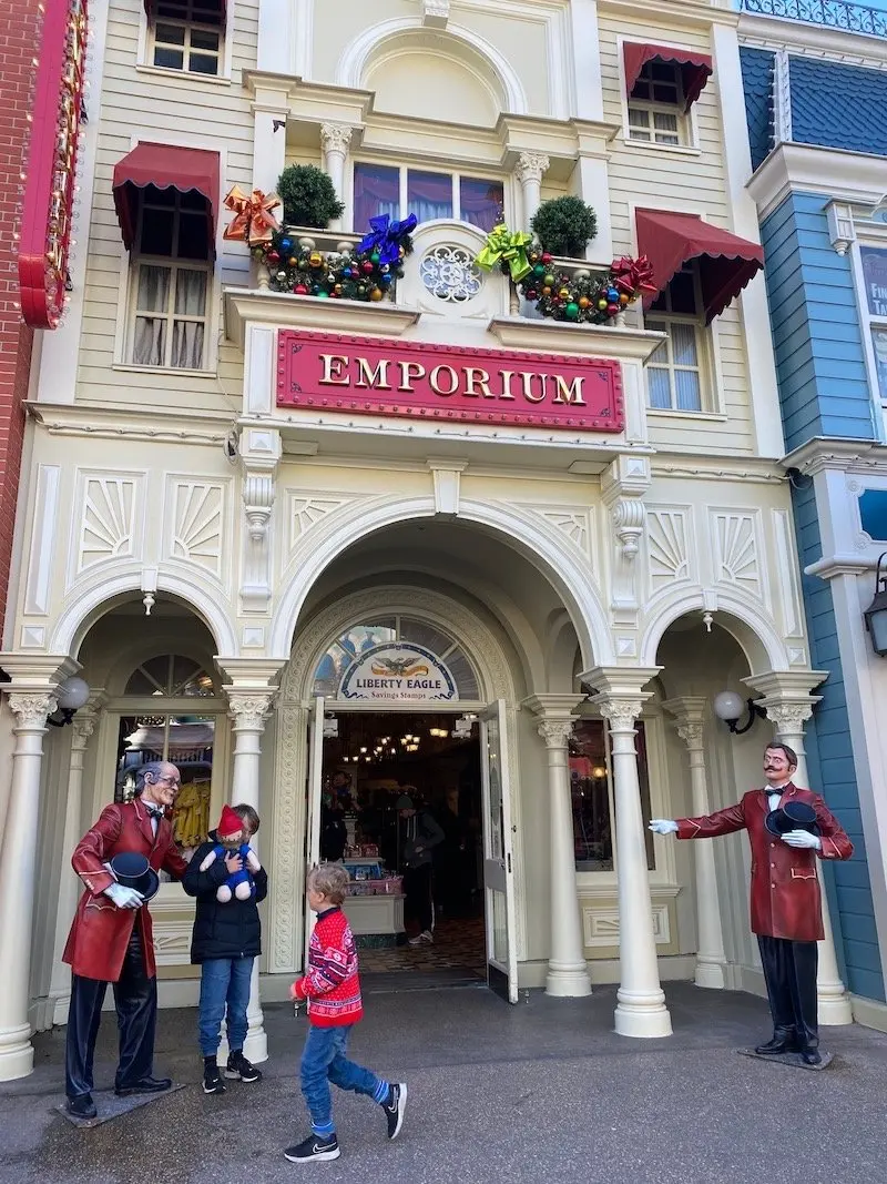 image - disneyland paris emporium main street