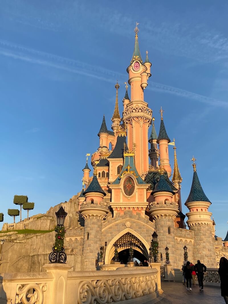 image - disneyland paris castle daytime