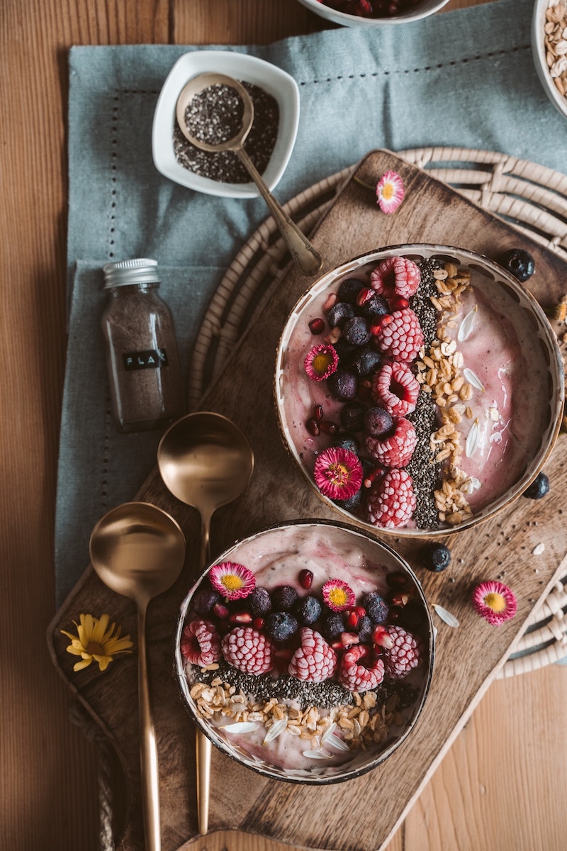 image - smoothie bowls with edible flowers pexels-taryn-elliott