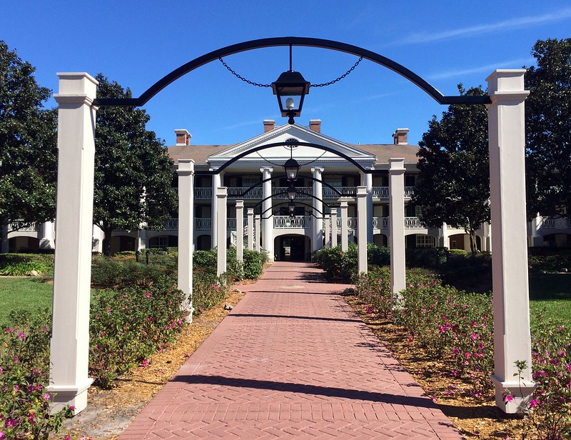 image - disney's port orleans resort riverside by jared flickr