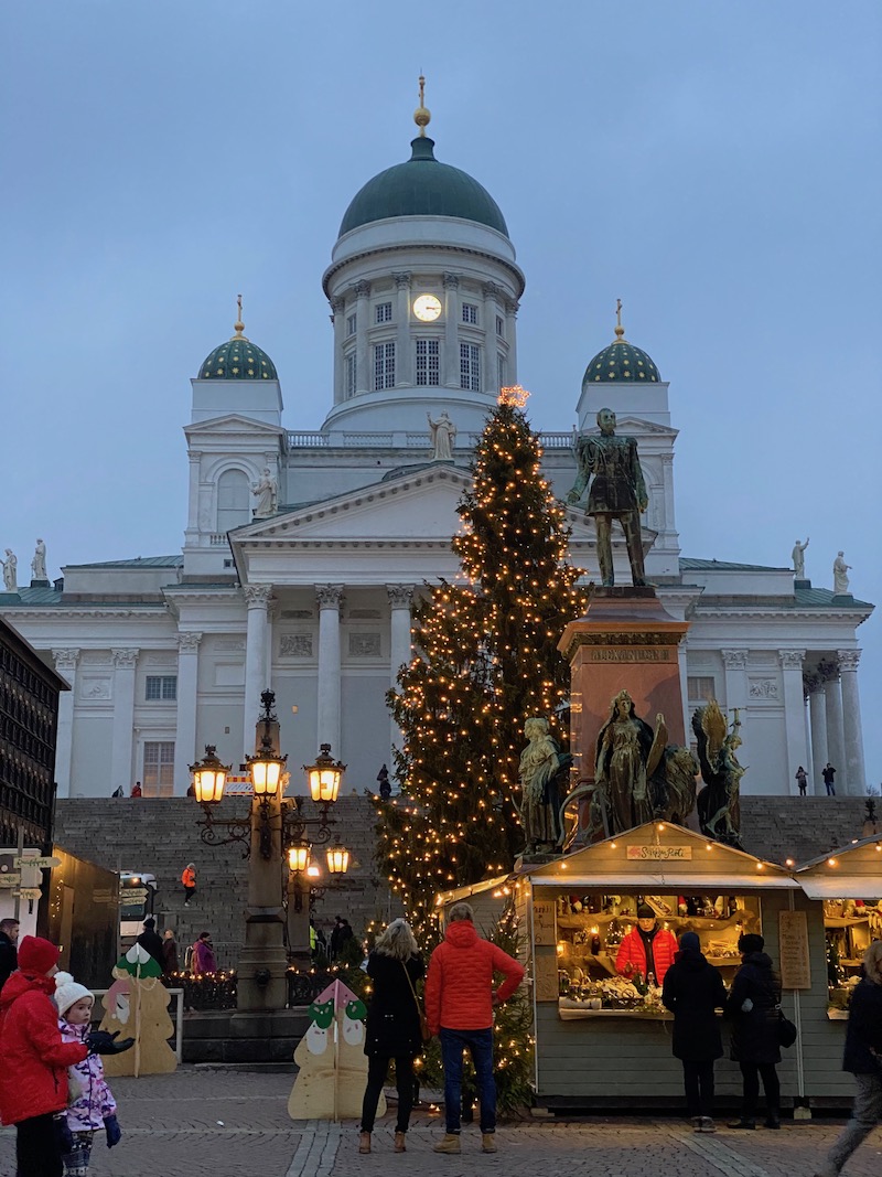 image- helsinki christmas market senate square