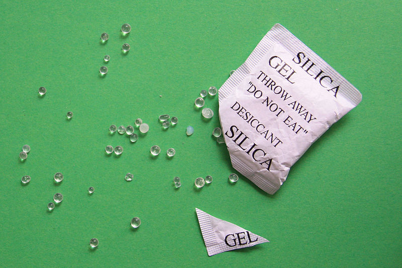 image - silica gel packet