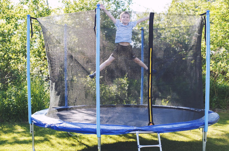 image - games for kids on trampolines