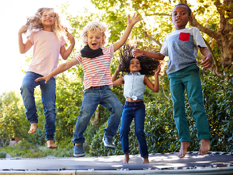 image - games to play on the trampoline with 4 people